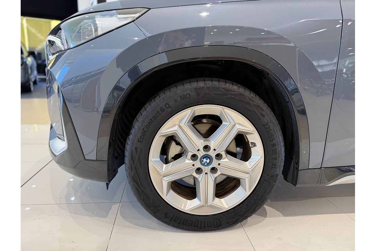 2023 BMW iX1 eDrive20 xLine U11