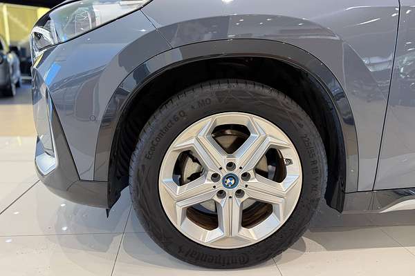 2023 BMW iX1 eDrive20 xLine U11