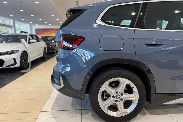 2023 BMW iX1 eDrive20 xLine U11