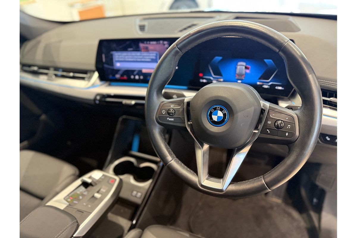 2023 BMW iX1 eDrive20 xLine U11