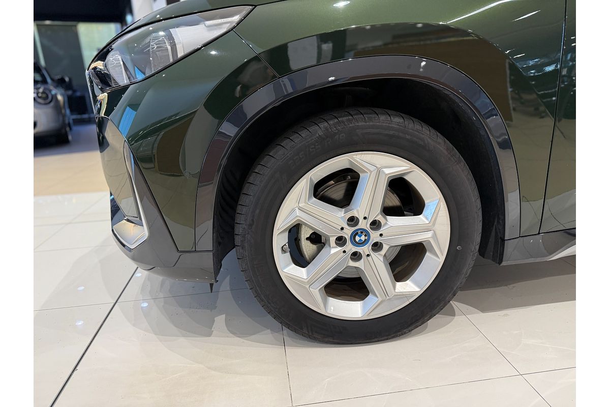 2024 BMW iX1 eDrive20 xLine U11