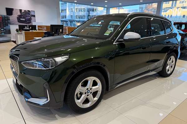 2024 BMW iX1 eDrive20 xLine U11