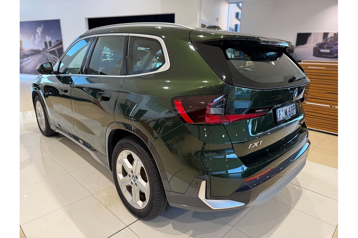 2024 BMW iX1 eDrive20 xLine U11