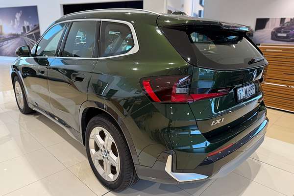 2024 BMW iX1 eDrive20 xLine U11