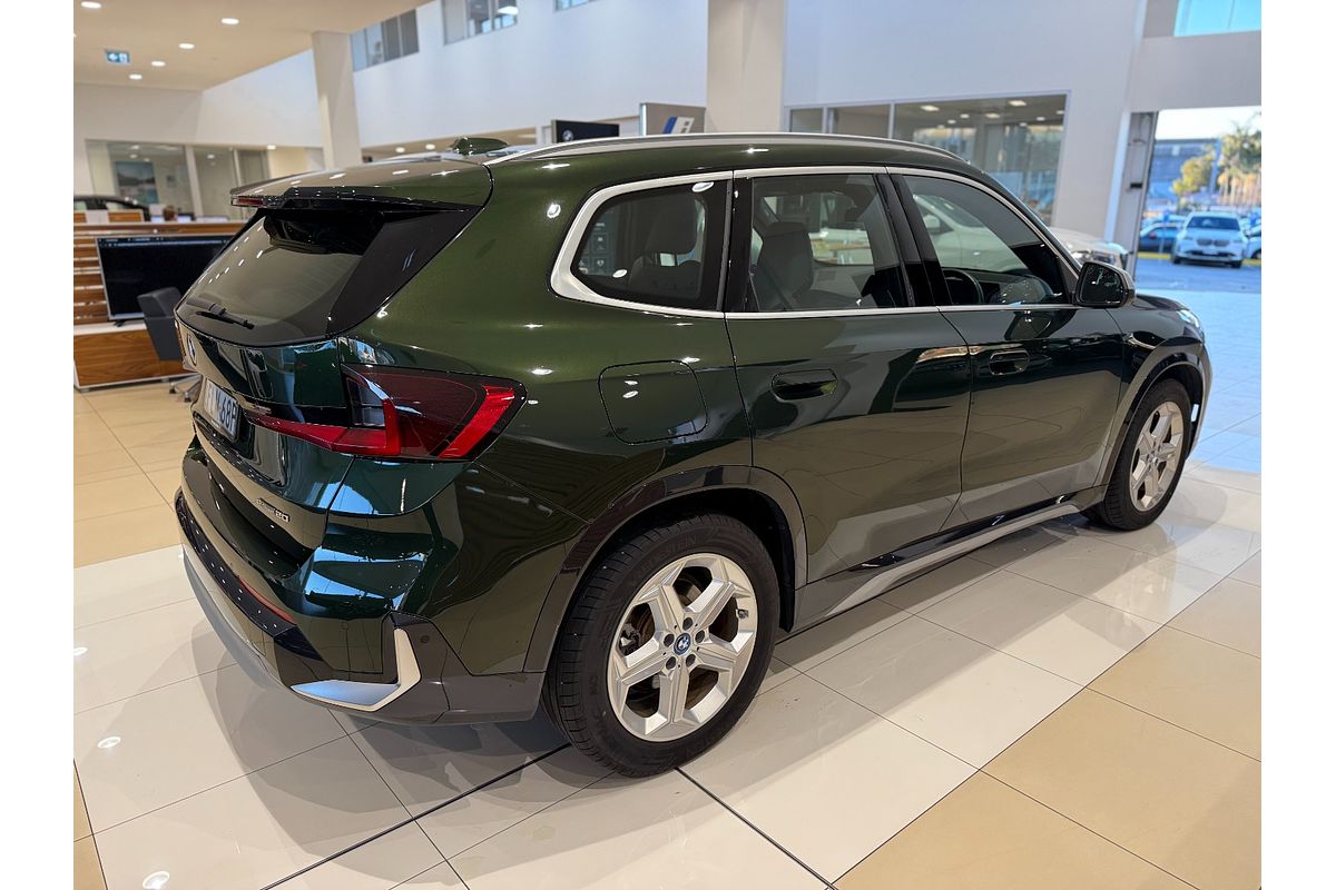 2024 BMW iX1 eDrive20 xLine U11