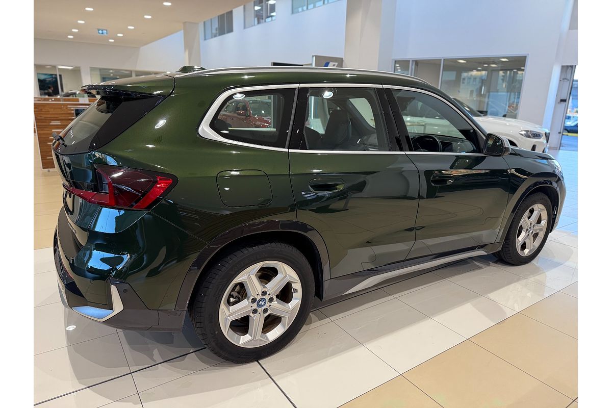 2024 BMW iX1 eDrive20 xLine U11