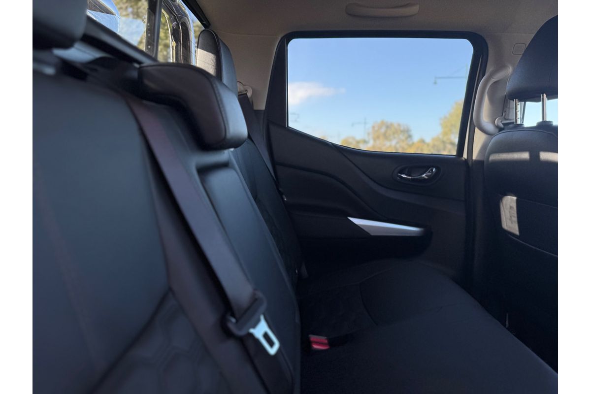 2025 Nissan Navara ST-X D23 4X4