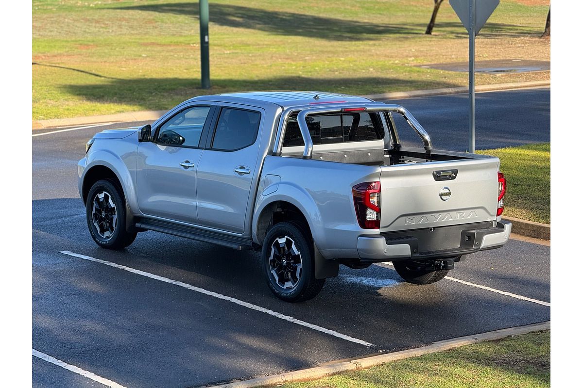 2025 Nissan Navara ST-X D23 4X4