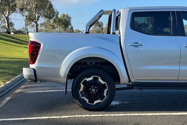 2025 Nissan Navara ST-X D23 4X4