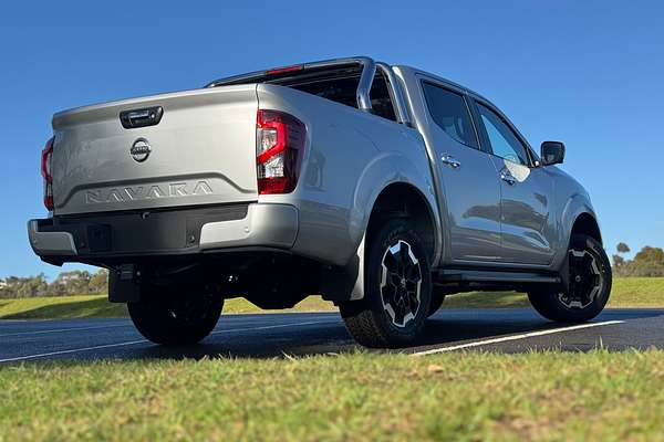 2025 Nissan Navara ST-X D23 4X4