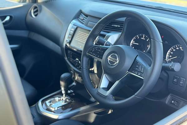 2025 Nissan Navara ST-X D23 4X4