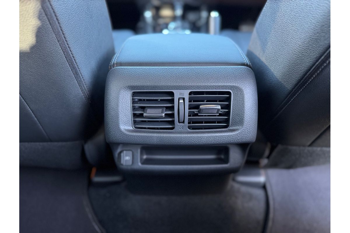 2025 Nissan Navara ST-X D23 4X4