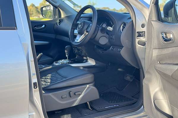 2025 Nissan Navara ST-X D23 4X4