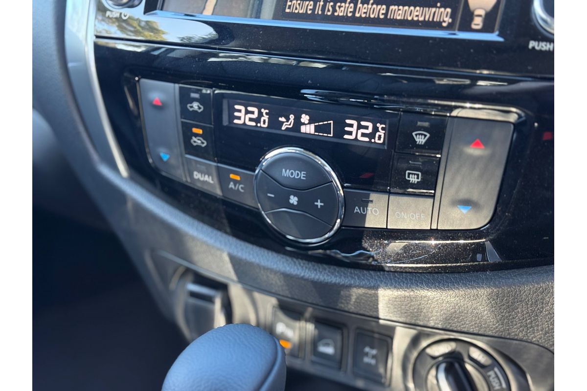 2025 Nissan Navara ST-X D23 4X4