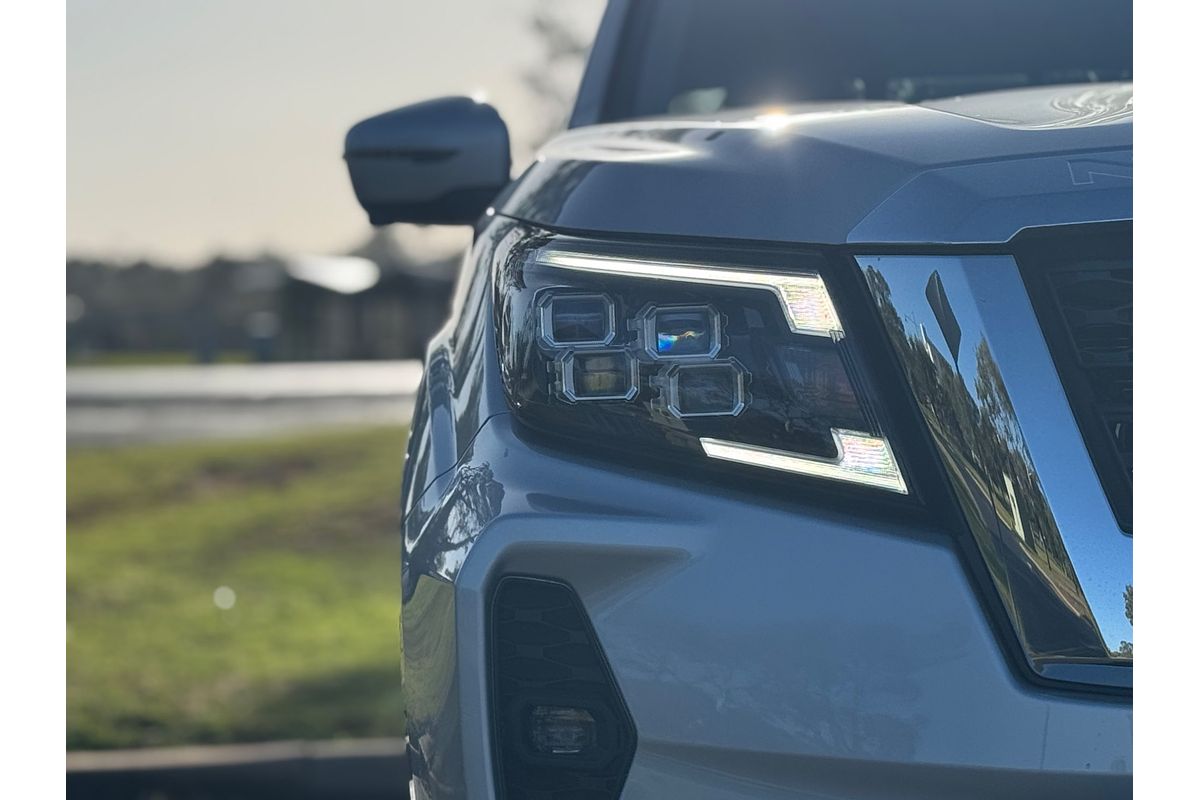 2025 Nissan Navara ST-X D23 4X4