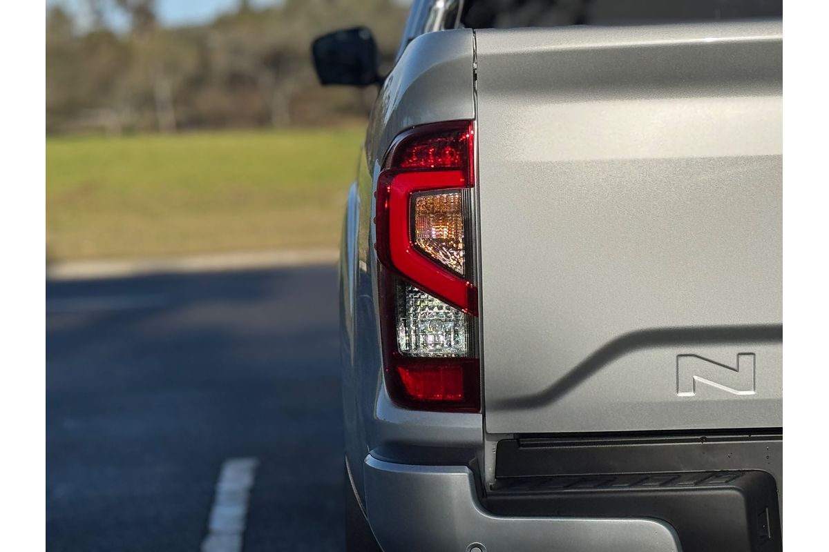 2025 Nissan Navara ST-X D23 4X4