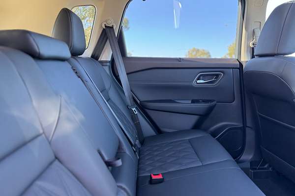 2025 Nissan X-TRAIL Ti-L T33