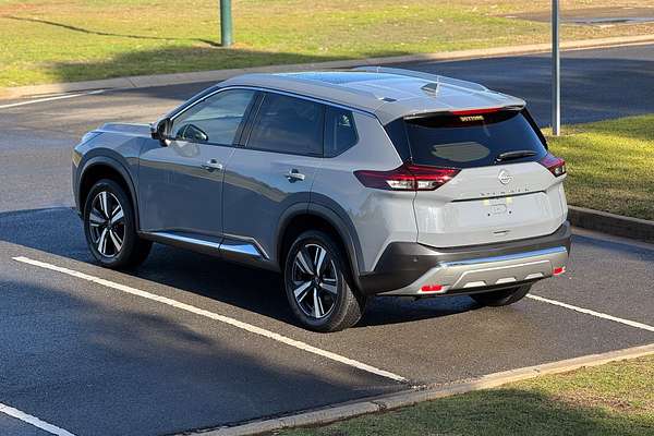 2025 Nissan X-TRAIL Ti-L T33