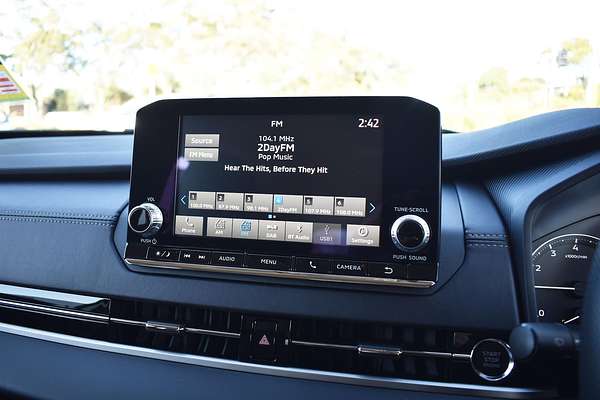 2024 Mitsubishi Outlander ES ZM