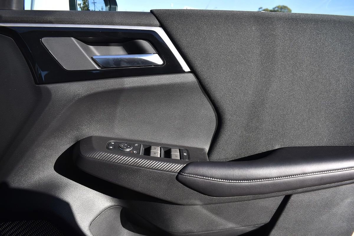 2024 Mitsubishi Outlander ES ZM