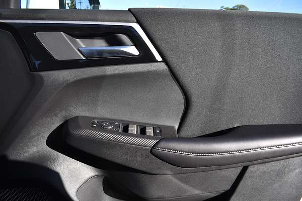 2024 Mitsubishi Outlander ES ZM