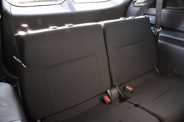 2024 Mitsubishi Outlander ES ZM