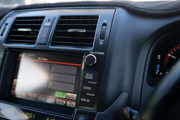2010 Toyota Crown MAJESTA (HYBRID) GWS204