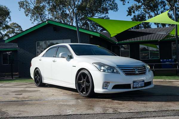 2010 Toyota Crown MAJESTA (HYBRID) GWS204