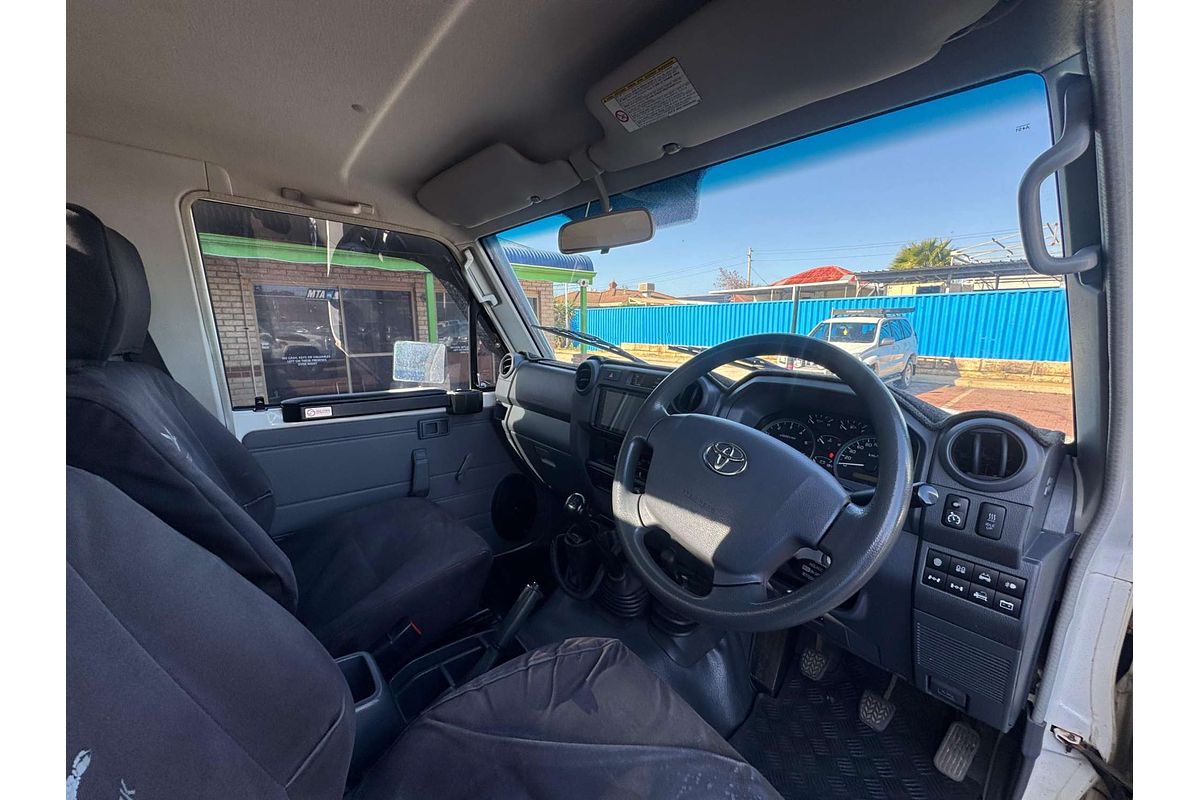 2015 Toyota Landcruiser Workmate VDJ79R 4X4