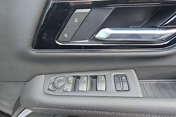 2025 GMC Yukon Denali T1