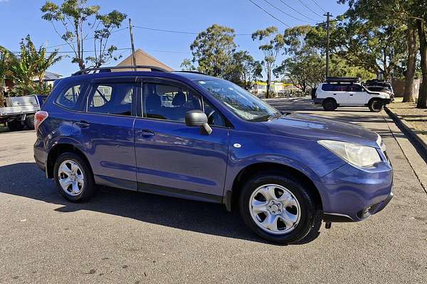 2013 Subaru Forester 2.5i S4