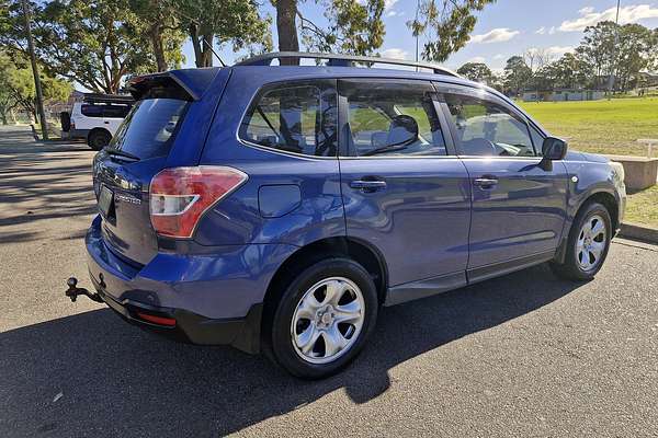 2013 Subaru Forester 2.5i S4