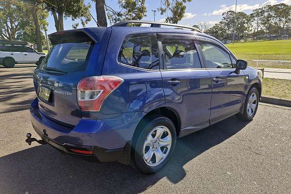 2013 Subaru Forester 2.5i S4
