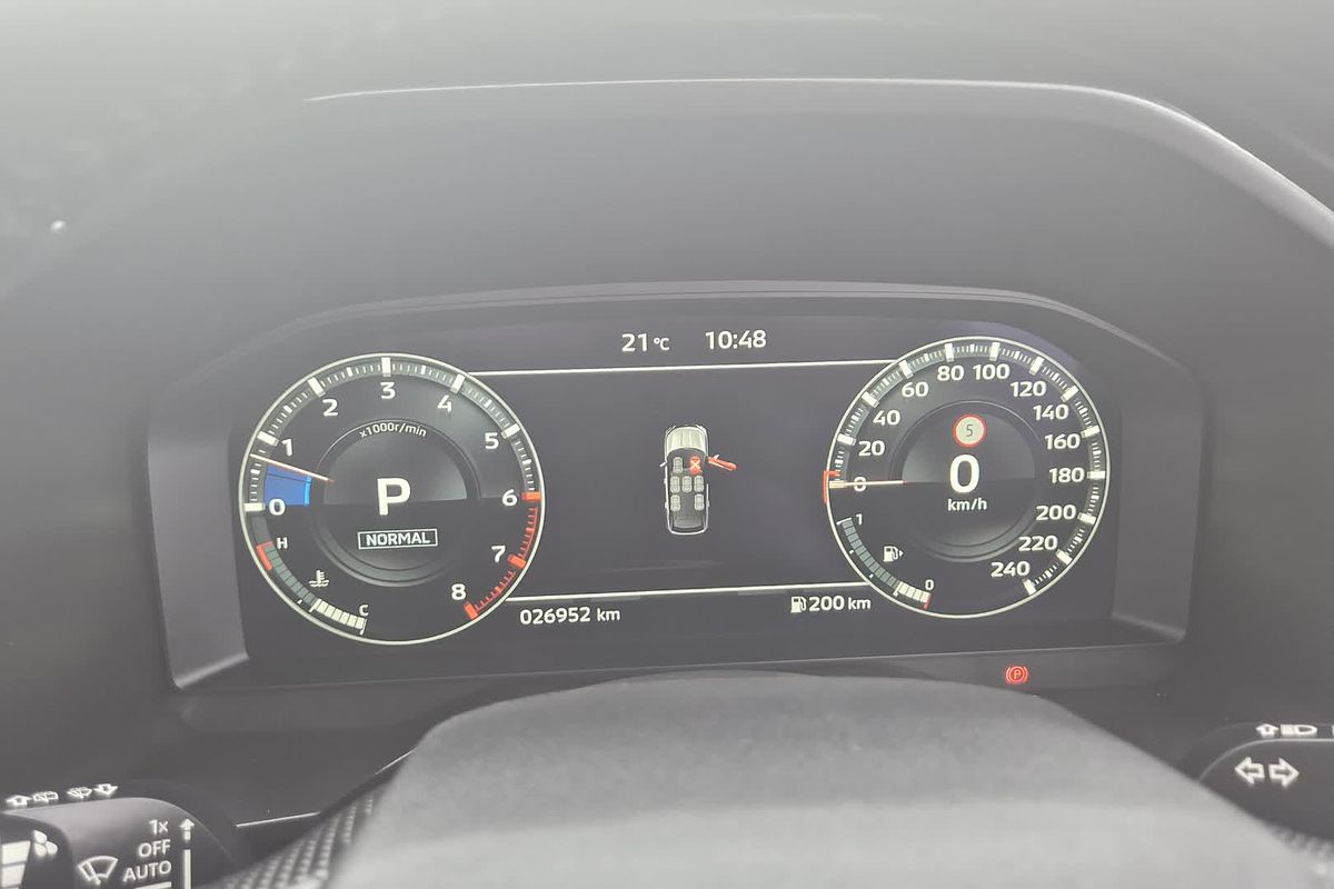 2024 Mitsubishi Outlander Exceed ZM