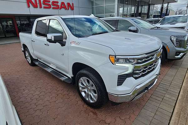 2025 Chevrolet Silverado 1500 LTZ Premium W/Tech Pack T1 4X4