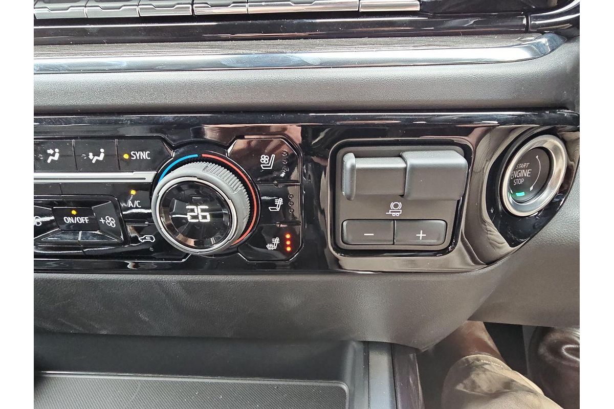2025 Chevrolet Silverado 1500 LTZ Premium W/Tech Pack T1 4X4