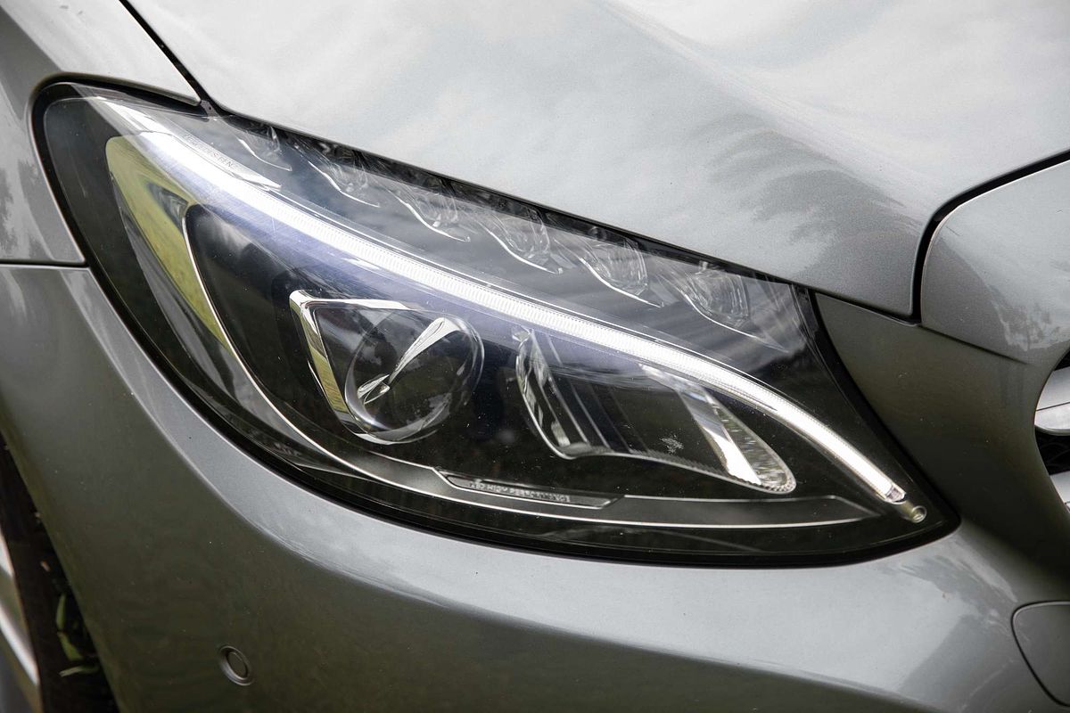2015 Mercedes-Benz C-Class C200 W205