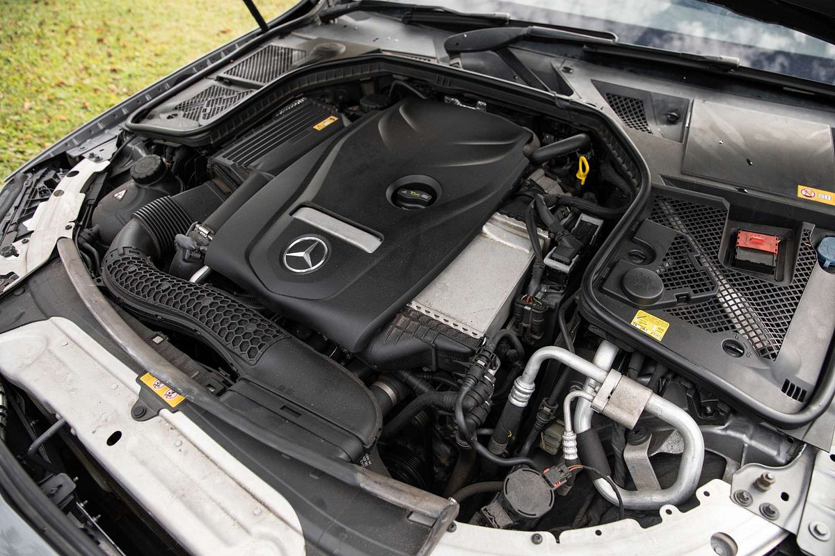 2015 Mercedes-Benz C-Class C200 W205