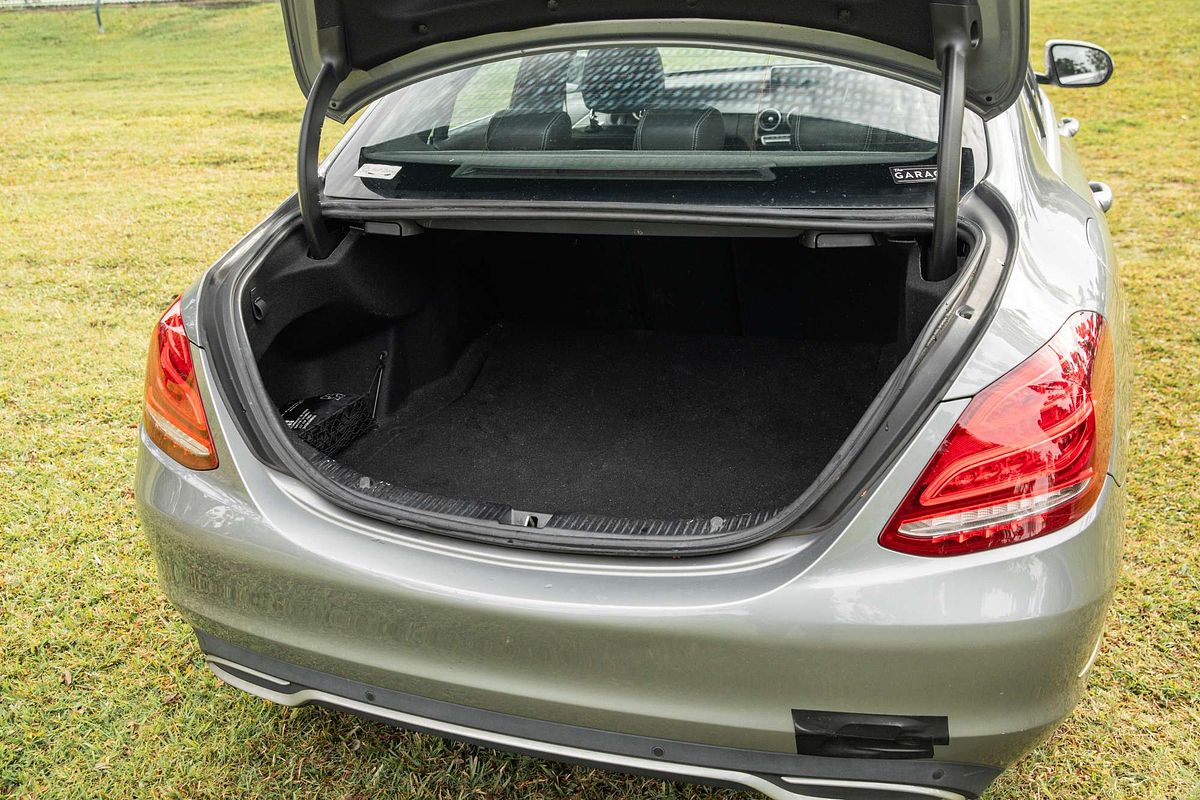2015 Mercedes-Benz C-Class C200 W205
