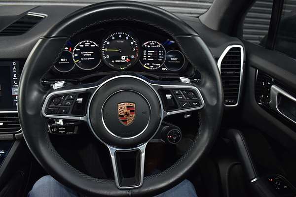 2018 Porsche Cayenne E-Hybrid 9YA