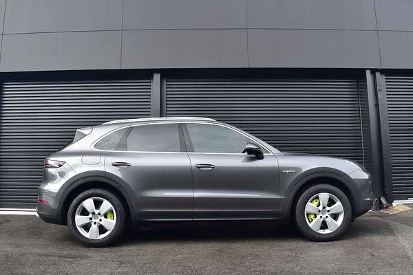 2018 Porsche Cayenne E-Hybrid 9YA