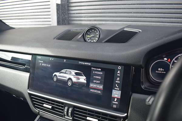 2018 Porsche Cayenne E-Hybrid 9YA