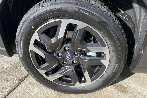 2025 Subaru Forester S6