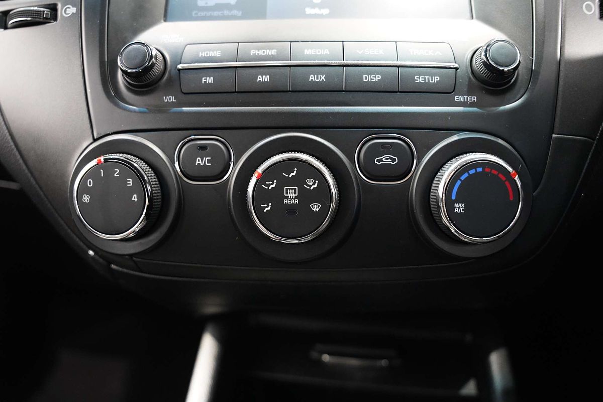 2017 Kia Cerato S YD
