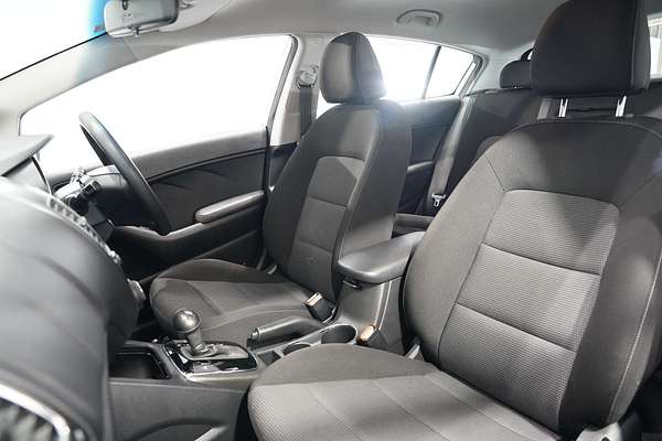 2017 Kia Cerato S YD