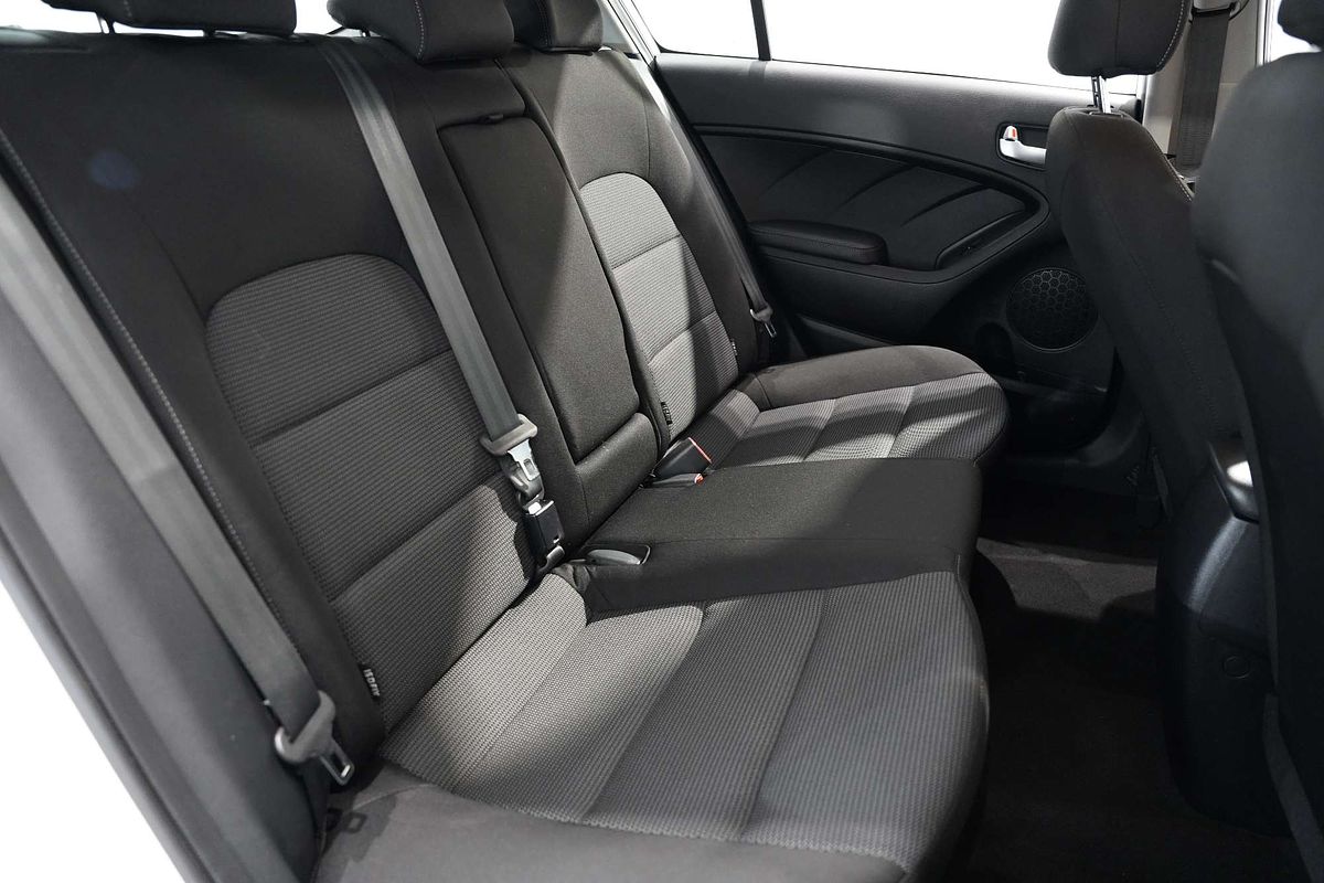 2017 Kia Cerato S YD