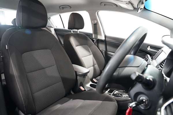2017 Kia Cerato S YD