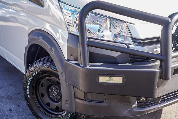 2021 Toyota Hiace Commuter GDH322R