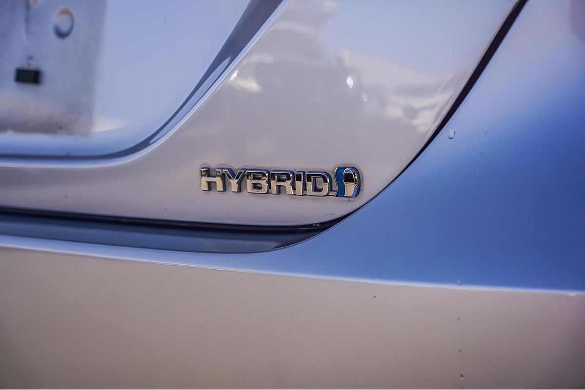 2020 Toyota Camry Ascent Sport AXVH71R