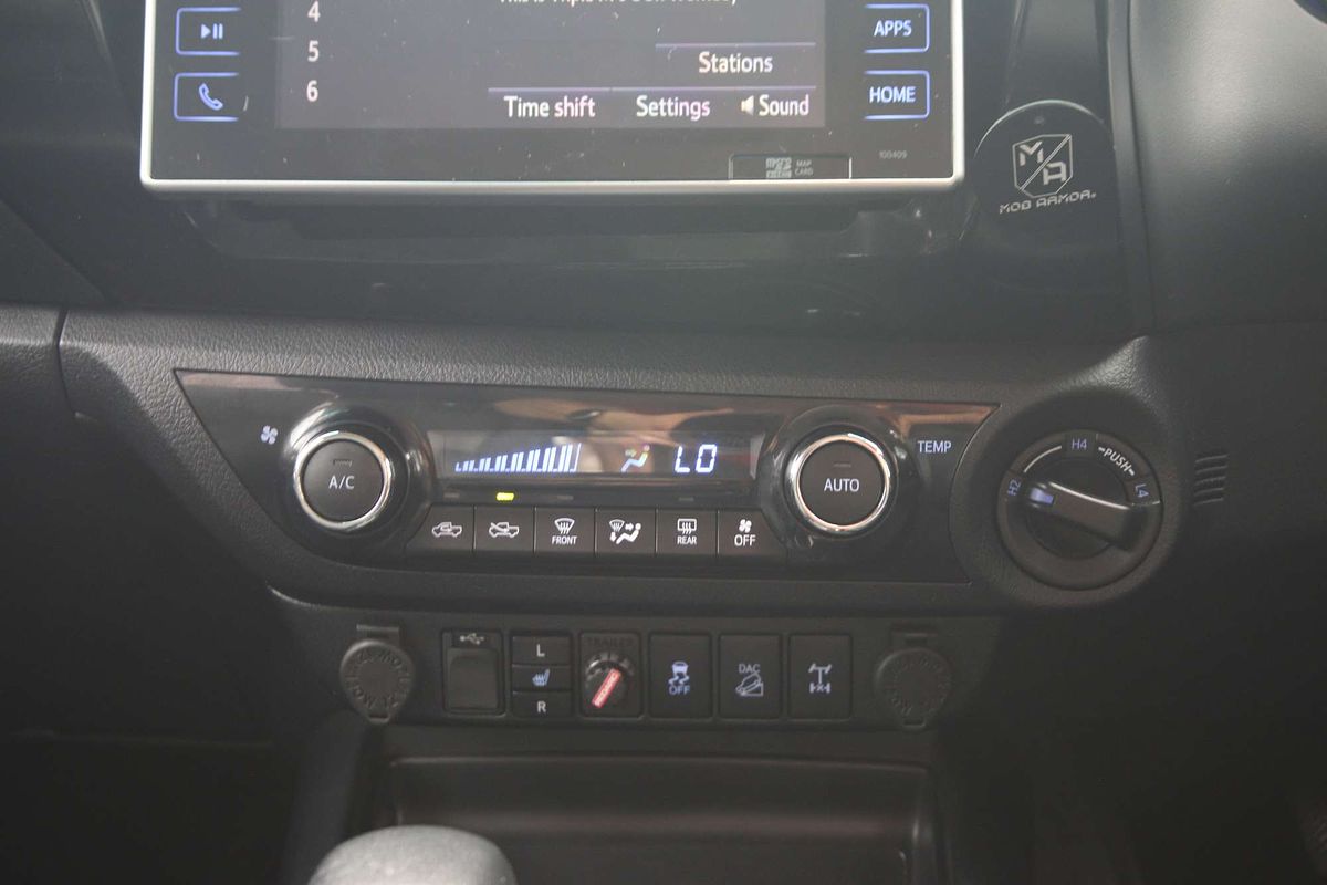 2019 Toyota Hilux SR5 GUN126R 4X4